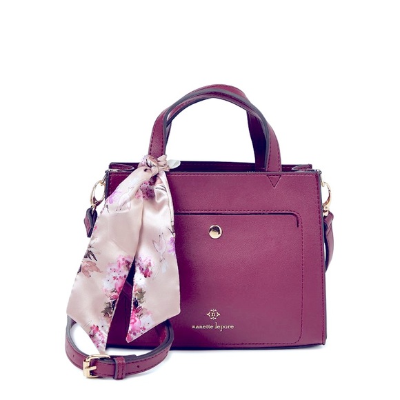 💃🏽Nanette Lepore's Colby Satchel! Purse is just right 4 everyday errands 💃🏽 - Picture 2 of 7